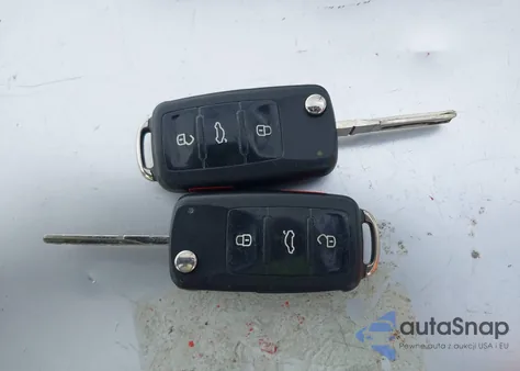 2013 Volkswagen Jetta 2.5L Se z USA, uszkodzony, nr VIN 3VWDX7AJ8DM437709